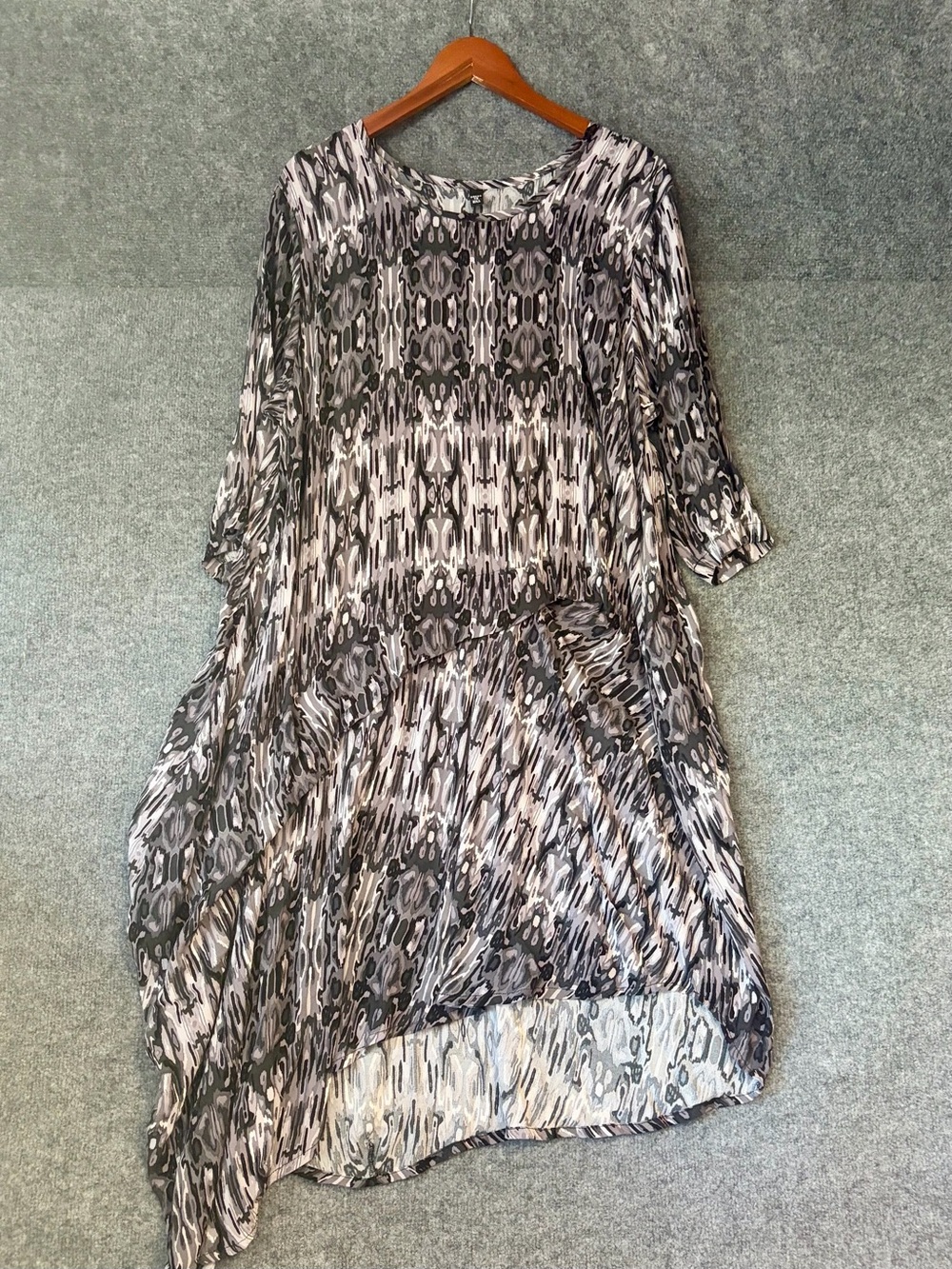 Dress To Kill High-Low Dress Womens OS Black Cream Abstract Print Lagenlook Art